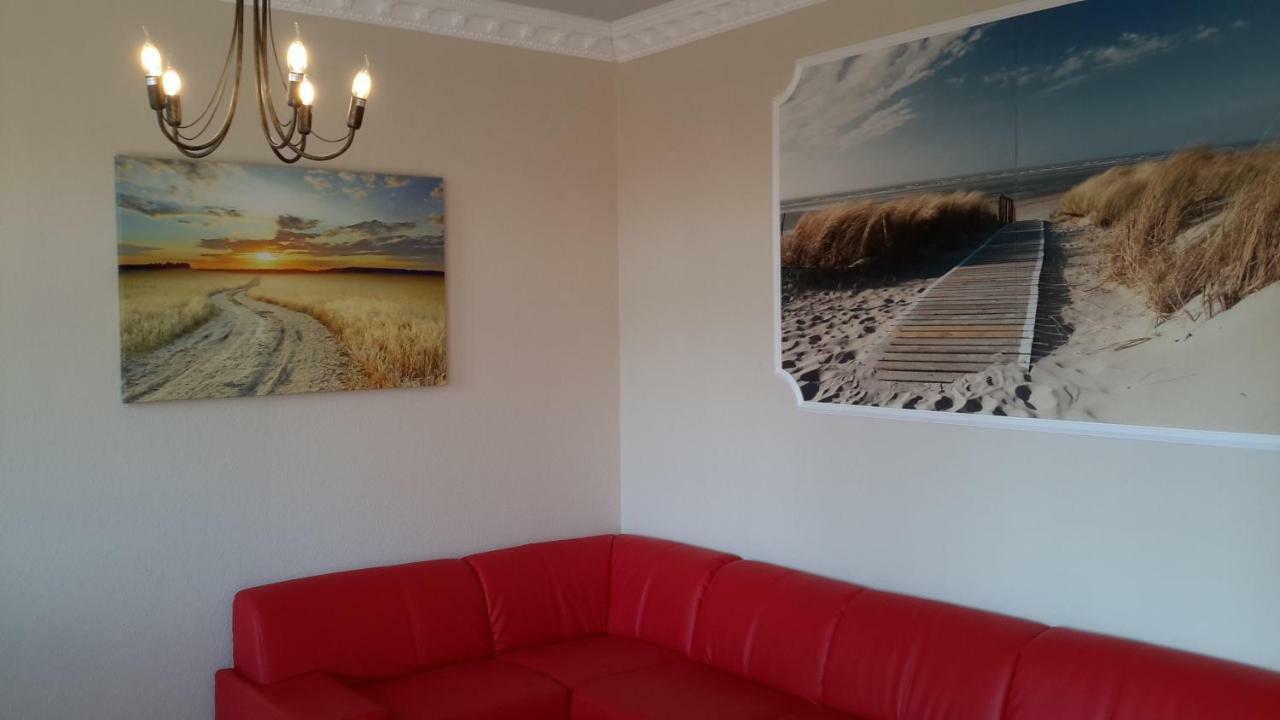 Landhaus Von Felde เอเซินส์ ภายนอก รูปภาพ